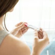 10 Tage überfällig bei negativem Test, trotzdem schwanger