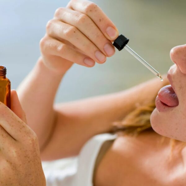 Bitterstoffe für die Verdauung Wie natürliche Tropfen und Probiotika Ihr Wohlbefinden steigern