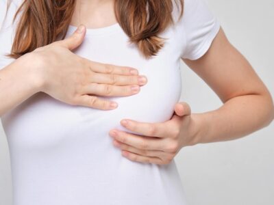 Schmerzen in der weiblichen Brust einseitig Ursachen und wann Sie handeln sollten