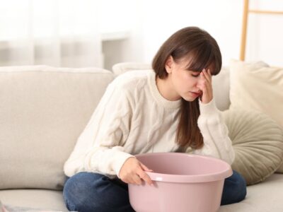 Reflux Symptome Kloß im Hals Wenn Magensaft Beschwerden jenseits der Speiseröhre verursacht